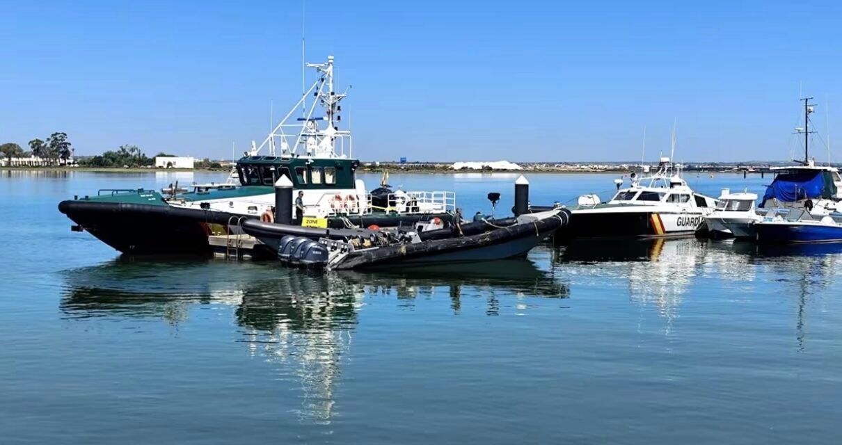 Mueren dos guardia civiles persiguiendo a una narcolancha en las costas de Huelva