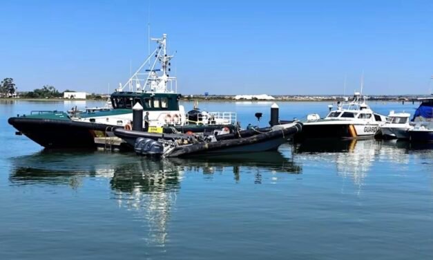 Mueren dos guardia civiles persiguiendo a una narcolancha en las costas de Huelva