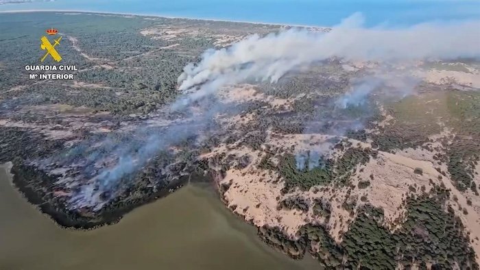 El incendio de Doñana arrasa ya más de 250 hectáreas