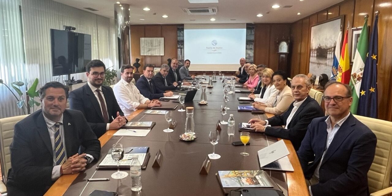 El Puerto de Huelva movió una cifra de negocio de casi 48 millones de euros en 2025