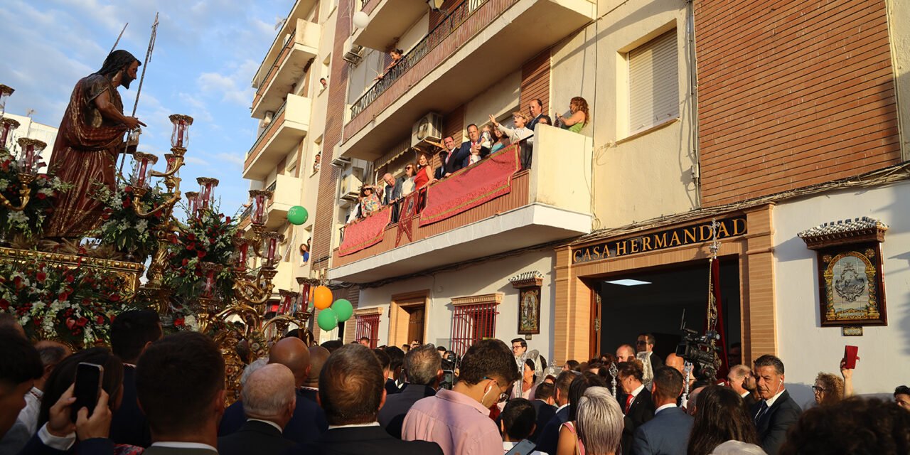 Una solemne y fervorosa procesión pone fin a las Fiestas de San Juan Bautista 2026