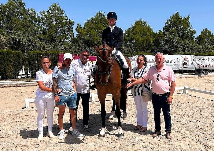 El moguereño Álvaro Cadena, campeón de España de doma clásica