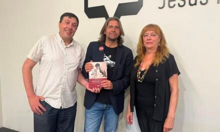 Francisco Sierra presenta ‘Medianálisis’, una reflexión crítica sobre los medios y la democracia en la era digital