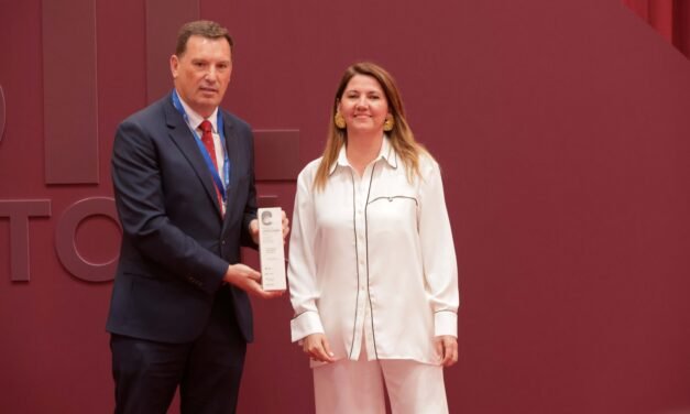 El Puerto de Huelva, premiado por su Ruta1400 Huelva-Canarias