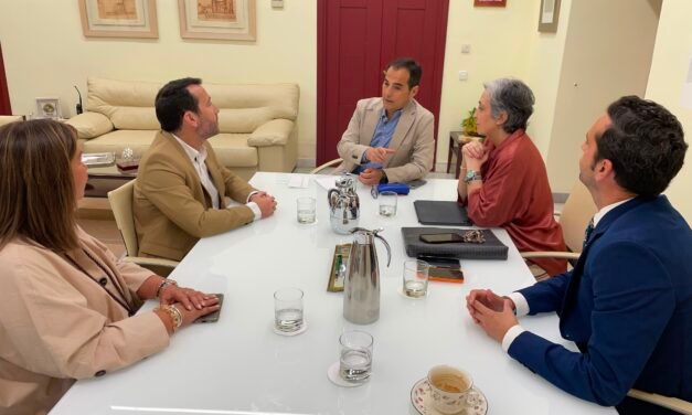 Nieto se reúne con el comisionado para la atención a las víctimas de Adamuz