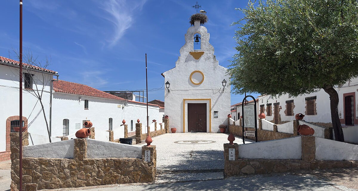 Traslasierra: el refugio blanco de El Campillo donde el tiempo se detiene