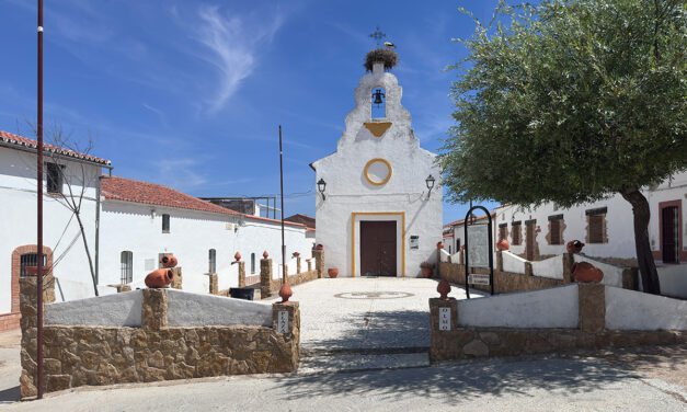 Traslasierra: el refugio blanco de El Campillo donde el tiempo se detiene