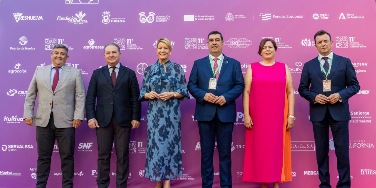 La unidad, la innovación y la sostenibilidad centran el inicio del 11º Congreso Internacional de Frutos Rojos