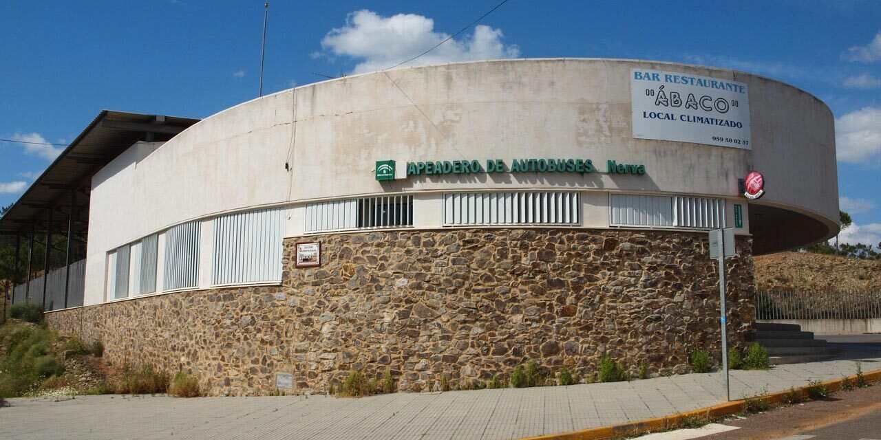 La Cuenca Minera pierde conexiones con Sevilla y Huelva por autobús en verano