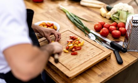Ofertas de empleo en la Cuenca Minera: buscan conductores, auxiliares de cocina, mozos e ingenieros