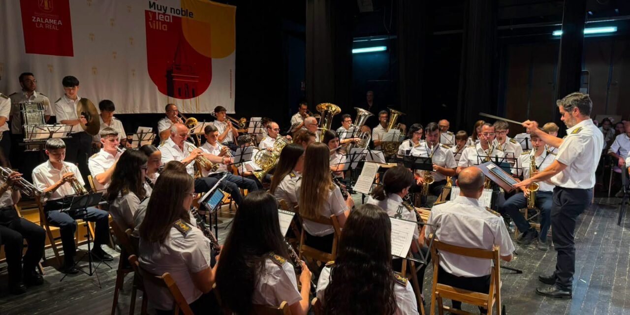 La Banda de Música de Zalamea lleva el nombre del municipio a Disneyland París