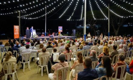Intenso fin de semana en Mazagón con la Botadura de las Fiestas y las Noches del Faro