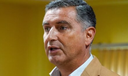 Moguer lamenta su exclusión del proyecto escultórico sobre la cultura del vino