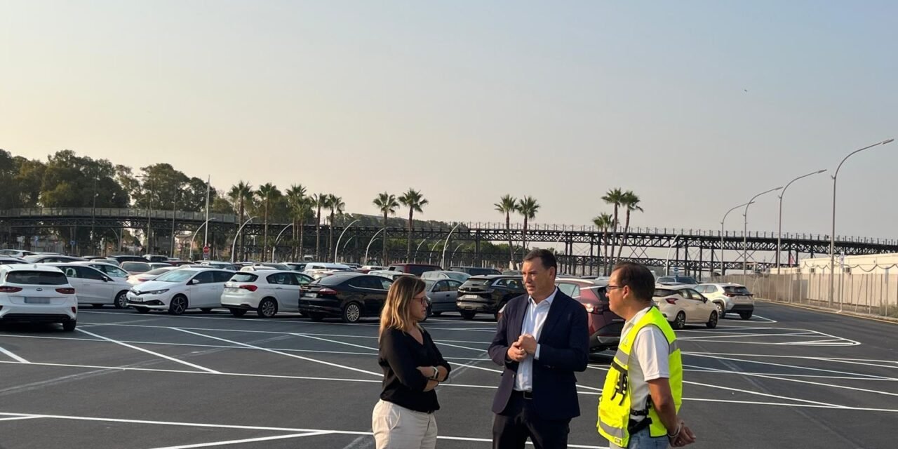 El Puerto pone a punto 310 plazas de aparcamiento junto al Muelle de Riotinto