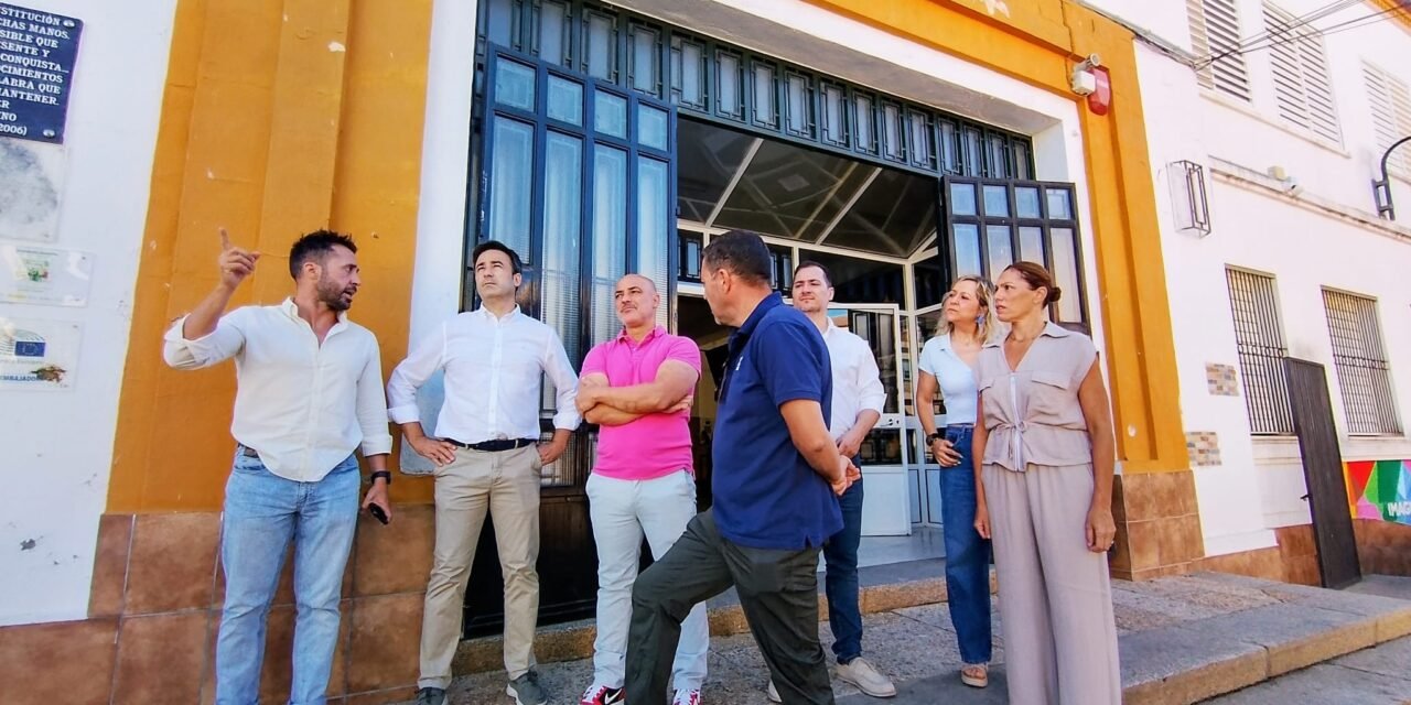 La Junta impulsa la reparación de la Residencia Escolar Javier López de Valverde