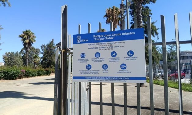El Ayuntamiento anuncia el cierre nocturno de los parques Zafra y Francisco Jiménez