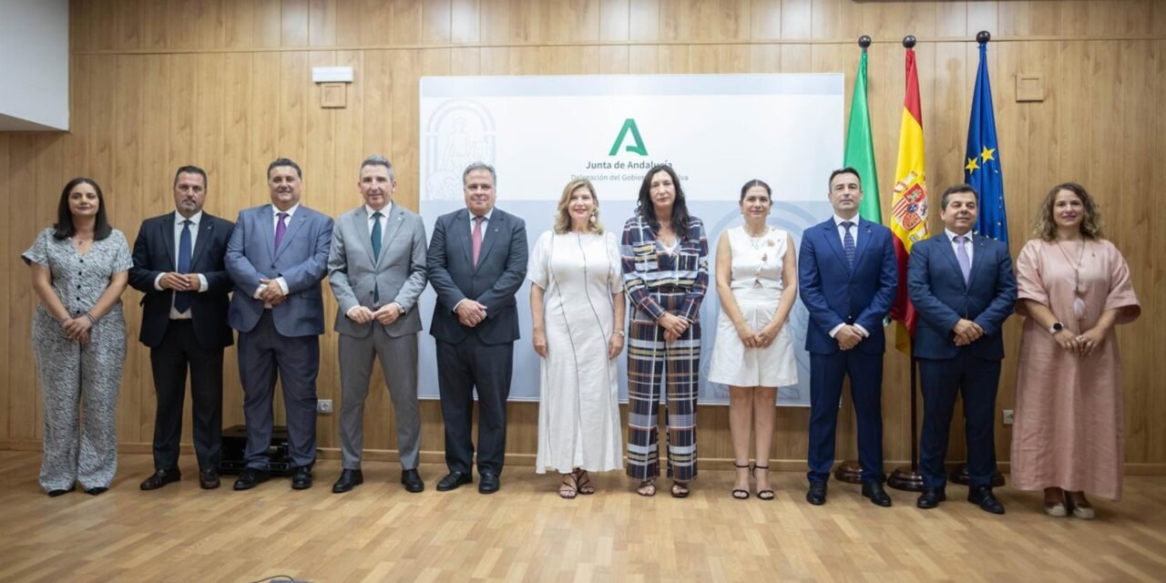 Loles López destaca el compromiso de los delegados: «No son la Junta en Huelva, sino Huelva en la Junta»