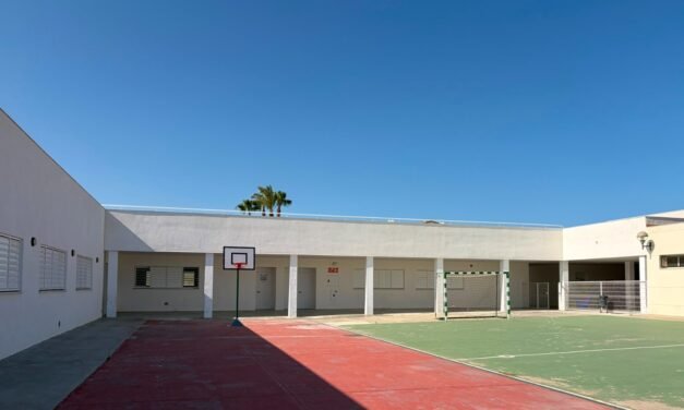 La Junta invierte más de seis millones en la mejora de 43 centros docentes