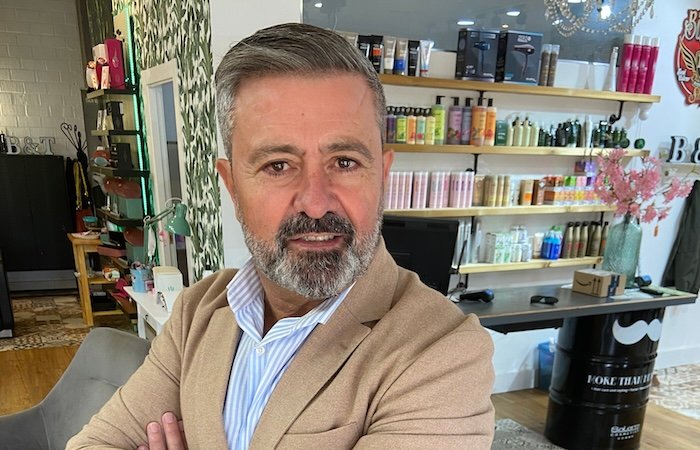 Aiqbe distingue al catedrático José Manuel Andújar por su labor investigadora