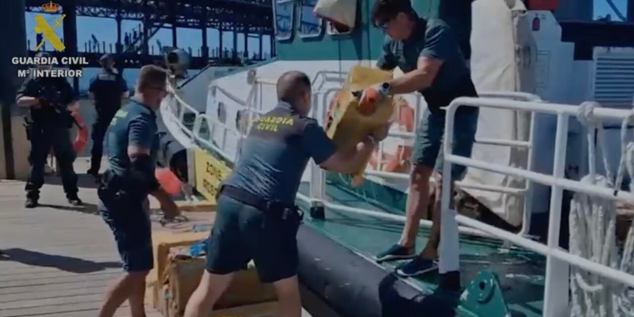 Intervienen 800 kilos de cocaína tras una persecución en Punta Umbría