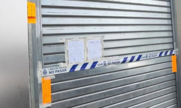 Precintada una clínica de injerto capilar en Huelva