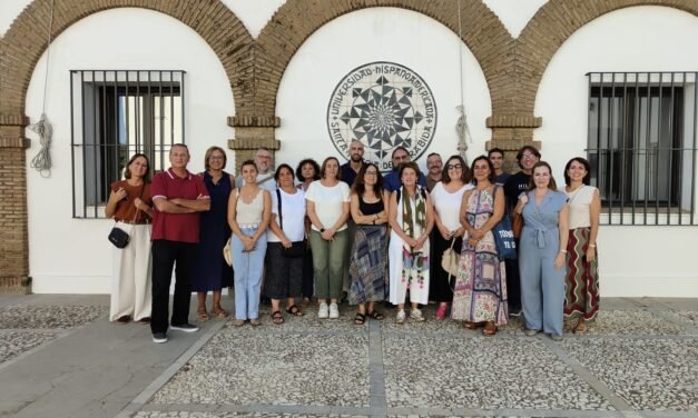 La UNIA forma a docentes del MAES en inteligencia artificial generativa