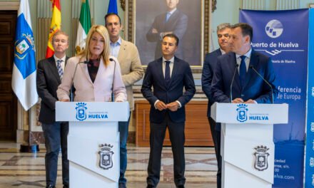 Ayuntamiento y Puerto coordinarán las necesidades de la reforma del Muelle de Levante