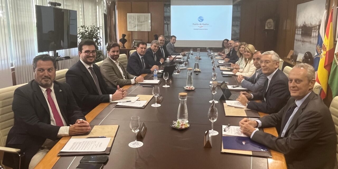 El Puerto de Huelva otorga una concesión para desarrollar la ZAL en la Punta del Sebo
