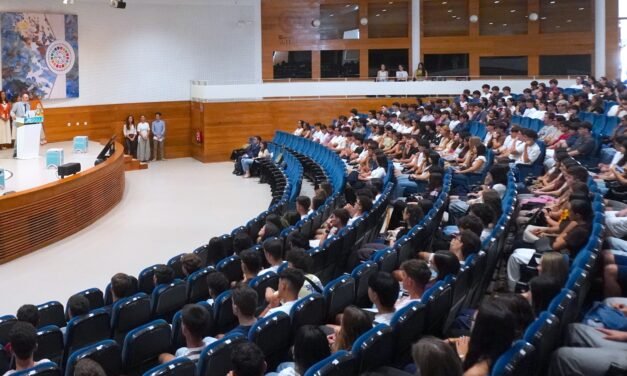 La UHU da la bienvenida a sus más de 2.200 estudiantes de nuevo ingreso