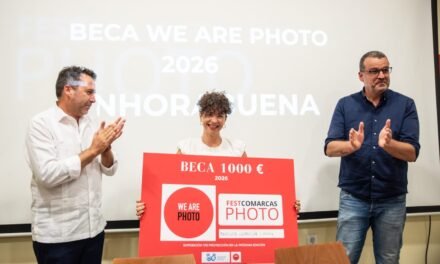 El Campillo clausura Festcomarcas con la entrega de la Beca We Are Photo a Noelia García León