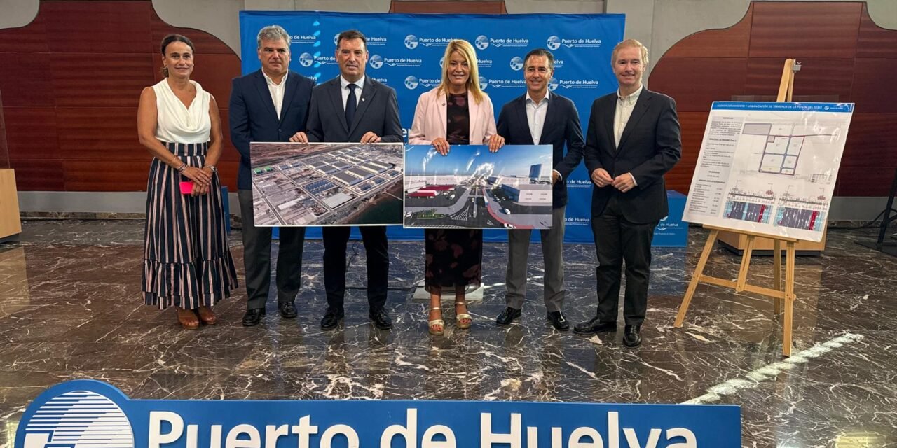 Puerto y Ayuntamiento celebran la autorización del Consejo de Ministros a las obras de la ZAL