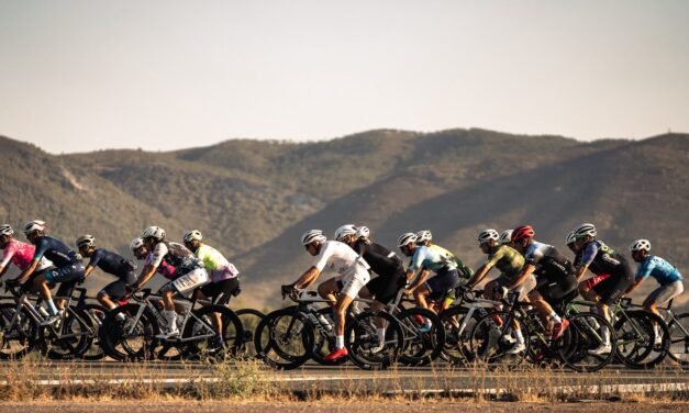 La HUEX Gran Fondo convierte a la Sierra de en el gran escenario del ciclismo de fondo