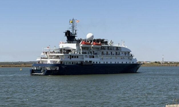 El Puerto de Huelva recibe por primera vez al Hebridean Sky