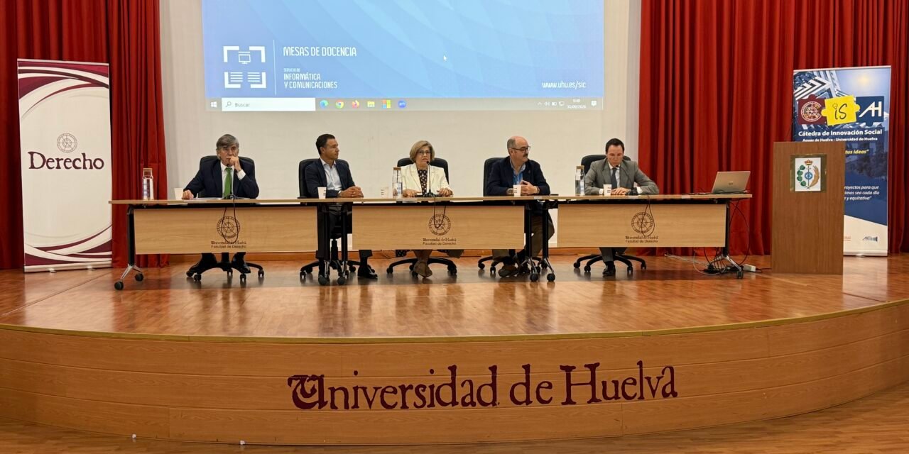 La Cátedra de Innovación Social Aguas de Huelva analiza las claves de la nueva Ley de Gestión Ambiental