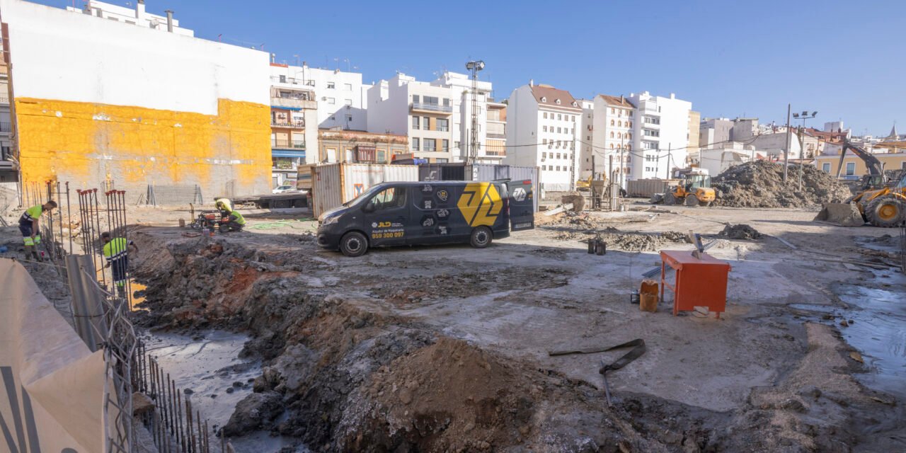 La urbanización y aparcamiento de la futura Plaza Mayor entran en una nueva fase