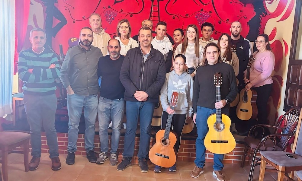 La Peña Flamenca El Candil Minero convoca su curso de guitarra flamenca 2026-27