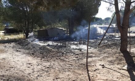 Un incendio calcina varias chabolas en un asentamiento de Lucena del Puerto
