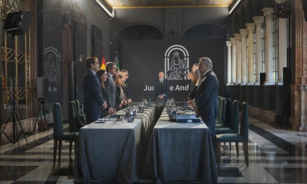 El Presupuesto de la Junta crece un 22% en Vivienda y pone más recursos en Sanidad, Educación y Dependencia