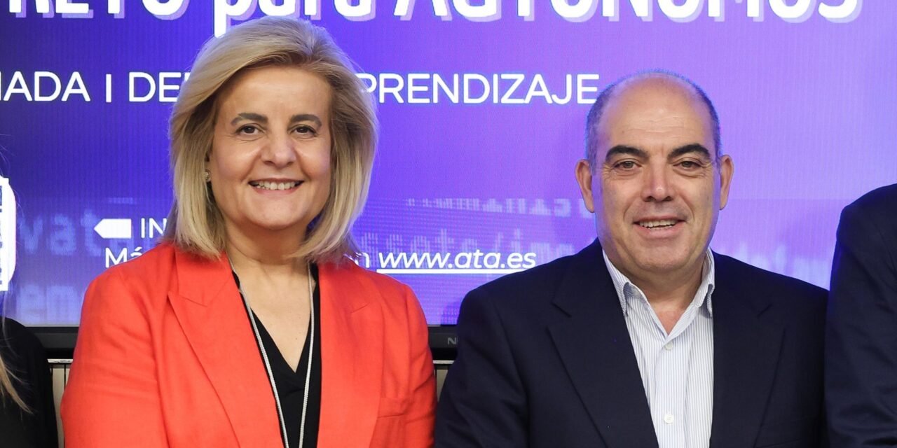 La CEOE sigue «sin noticias» de Fátima Báñez