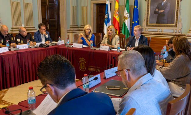 Ayuntamiento y Subdelegación refuerzan la coordinación para el dispositivo de seguridad de la Feria de Otoño