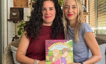 ‘Besos en la frente’, el bello homenaje de María Izquierdo y Mercedes Galán al amor en las familias