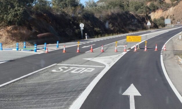 Cortado un tramo de la N-435 por el posible hundimiento de un tubo de conducción