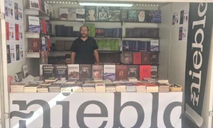 Editorial Niebla lleva 16 presentaciones y firmas a la Feria del Libro de Huelva