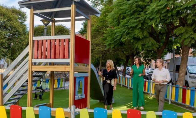 Renovadas distintas áreas infantiles de Huelva
