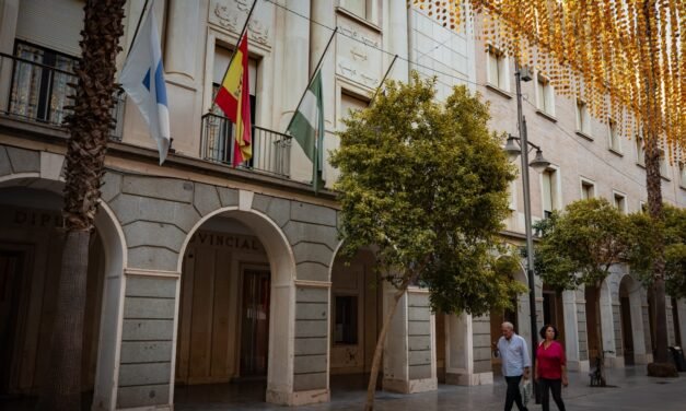 Luto oficial en la Diputación de Huelva por el accidente de Toledo