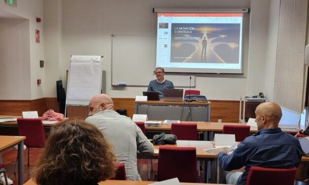 La UNIA imparte una microcredencial sobre competencias avanzadas para la mediación