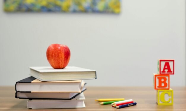 Buscan monitores escolares en Zalamea